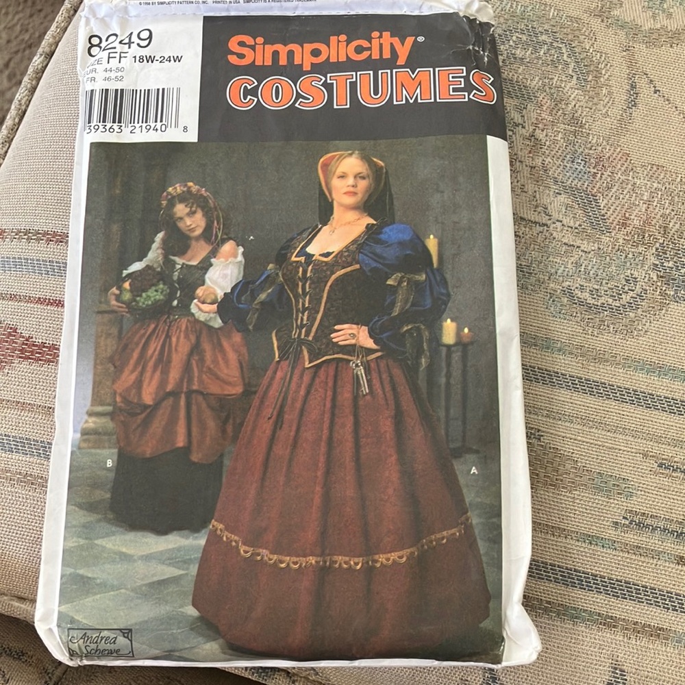 FINAL MARKDOWN Simplicity costume pattern